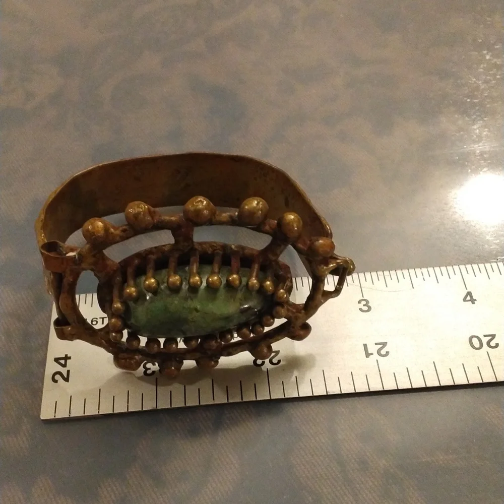 Vintage PAL KEPENYES Bracelet with Green Stones Signed - Picture 7 of 13